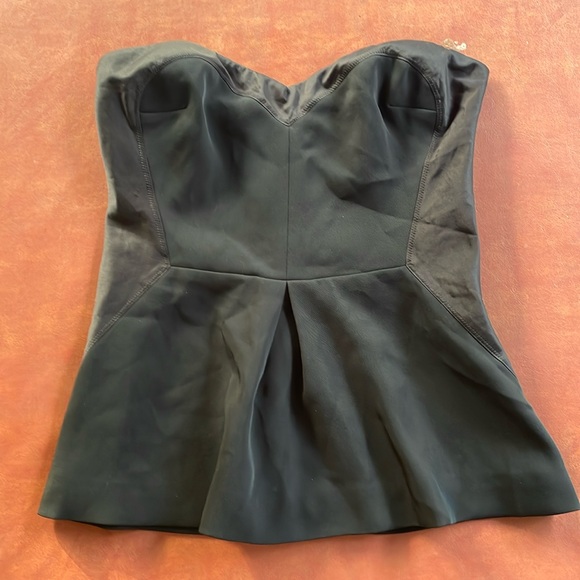 Strapless Flair Top - Picture 1 of 5